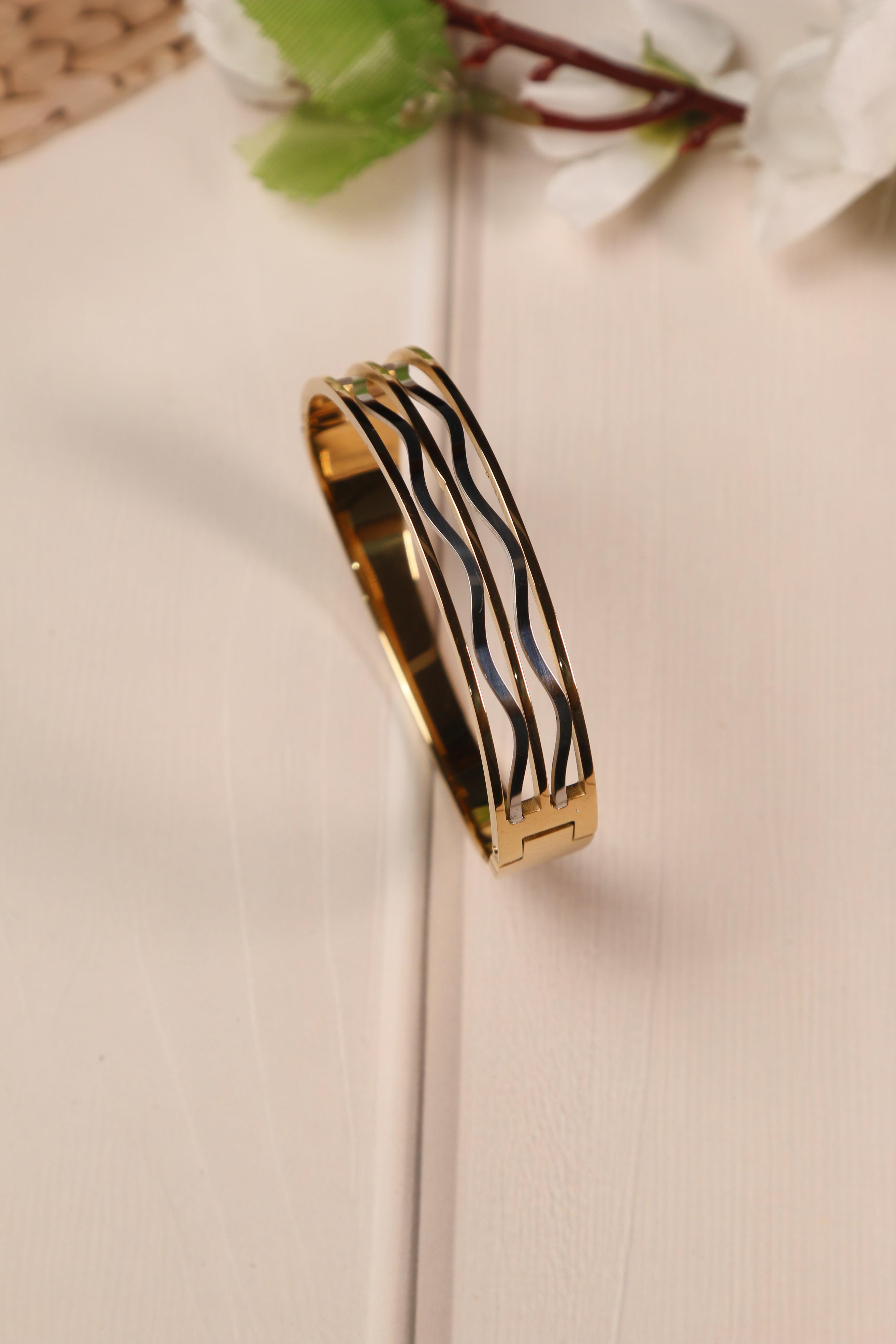 Sleek anti-tarnish bracelet with skin-friendly coating.
